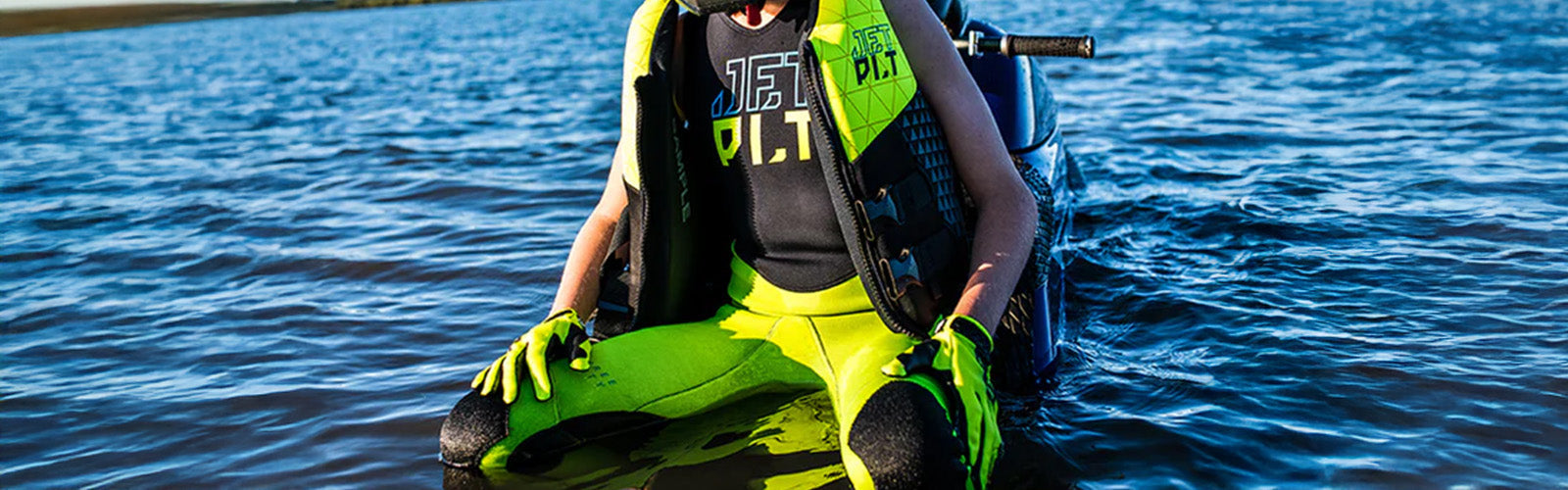 Kids Wetsuits: Youth PWC Race Gear, Steamers & Springsuits | Jetpilot Australia