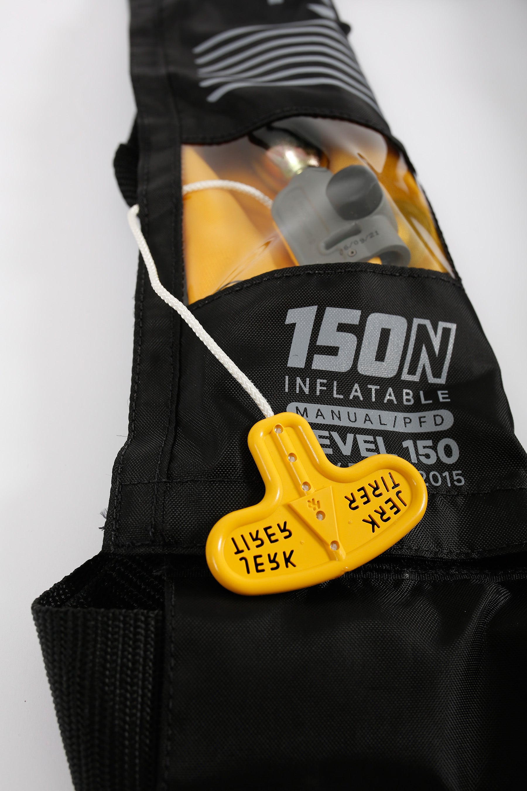 Jetpilot Adult Inflatable Life Jacket Level 150 - Black - photo 3 โ view 2 (3)
