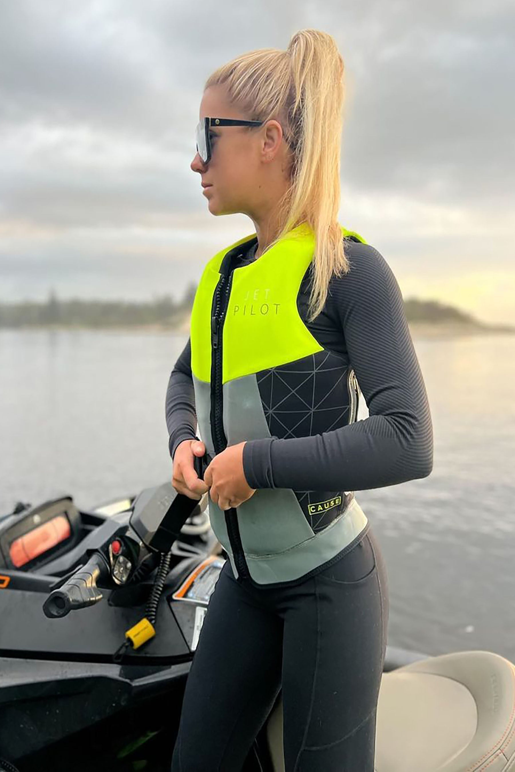 Jetpilot Cause Ladies Life Jacket - Yellow/Grey