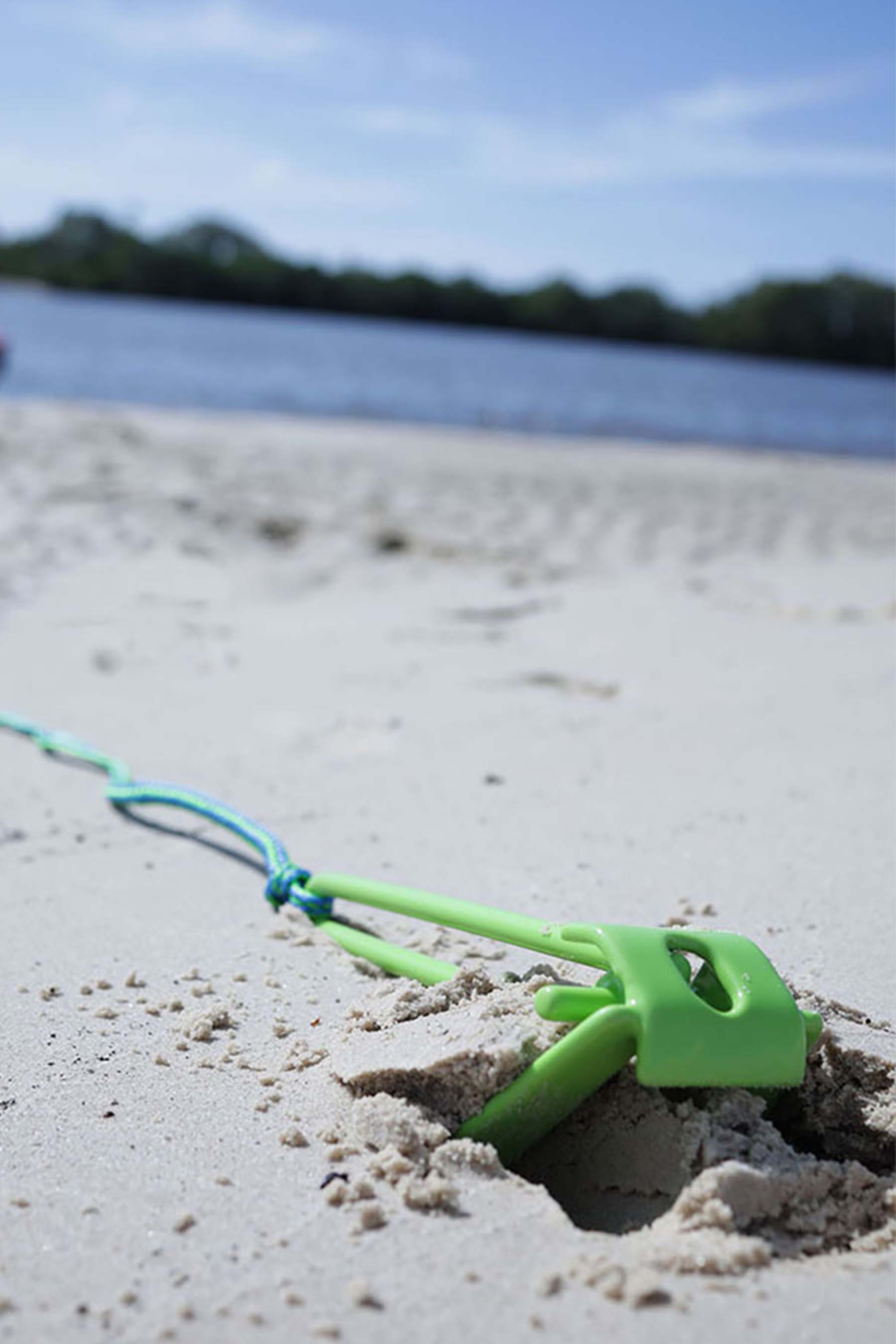 Jetpilot Lightweight Fluke Anchor - Blue/Lime 3