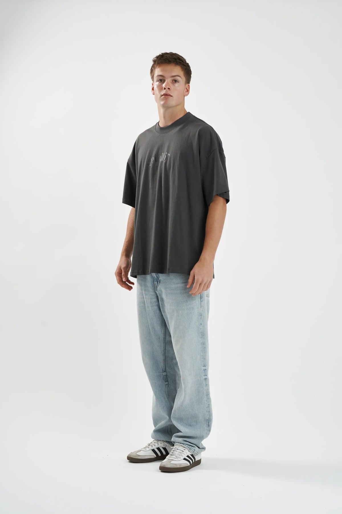 Jetpilot Plastered mens oversized graphic tee in Grey — view 4 of 7
