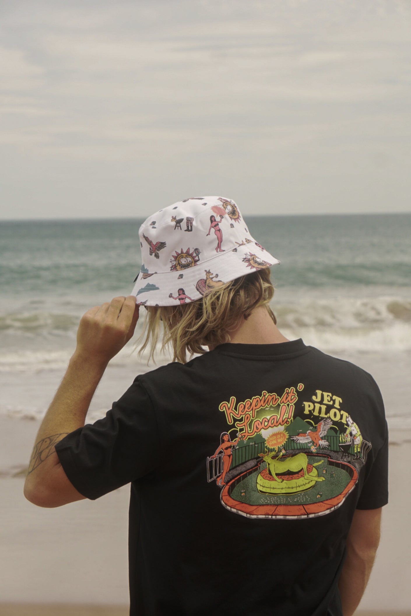 Jetpilot Keepin Local Mens Rev Bucket - White — view 1 (3)