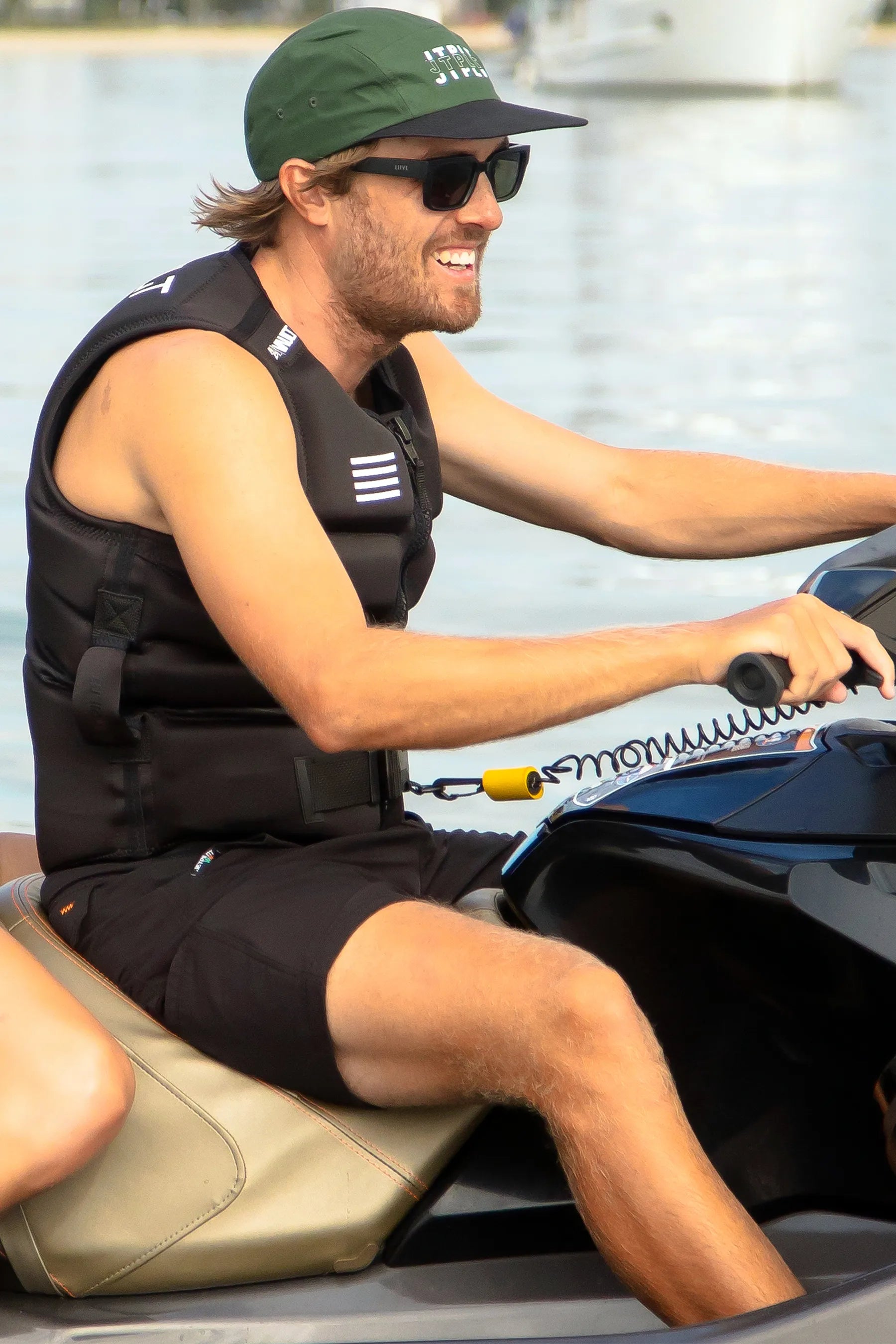 Jetpilot Vault Hyperflex Life Jacket - Black