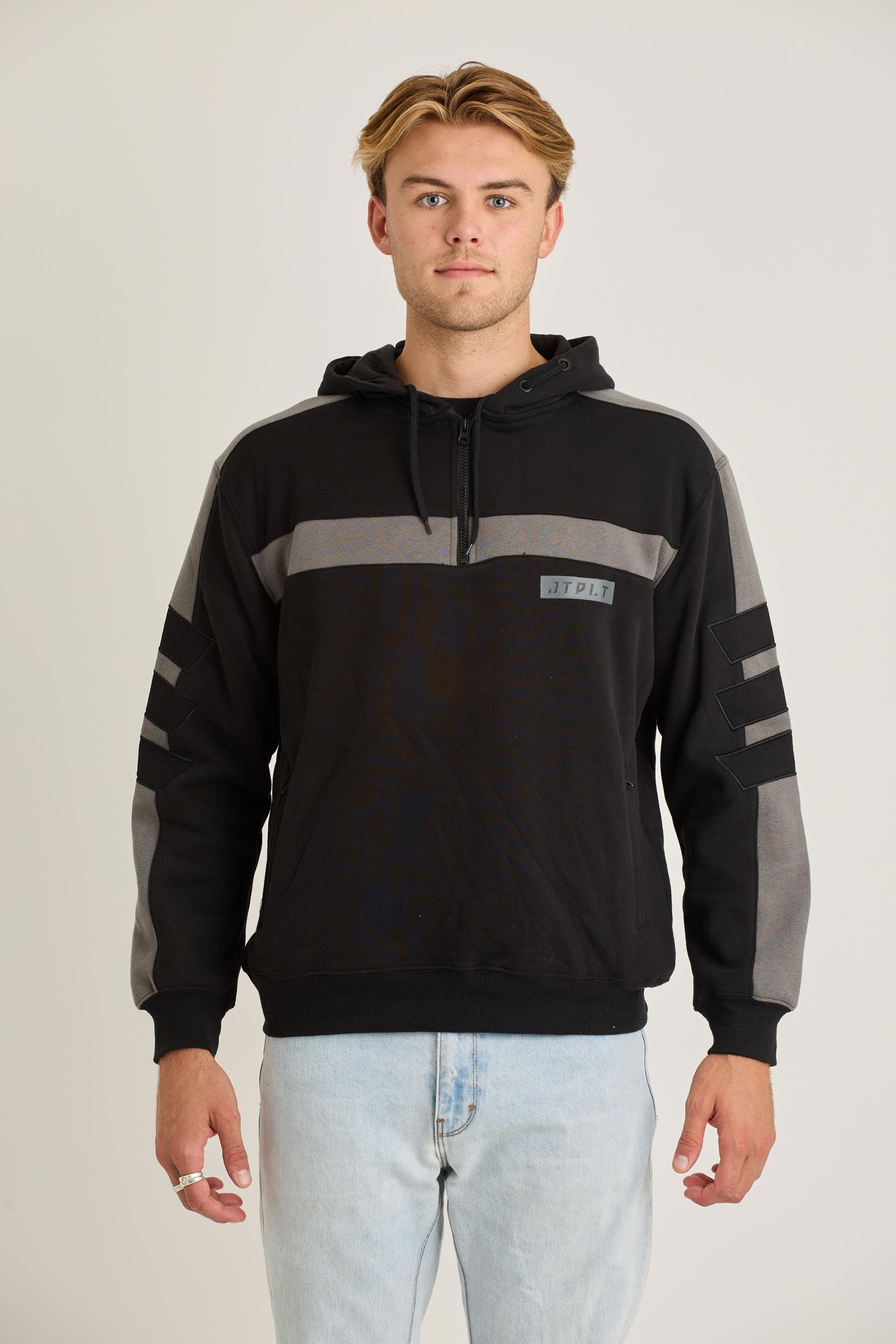 Jetpilot Align 1/4 Zip - Black — view 01 (3)