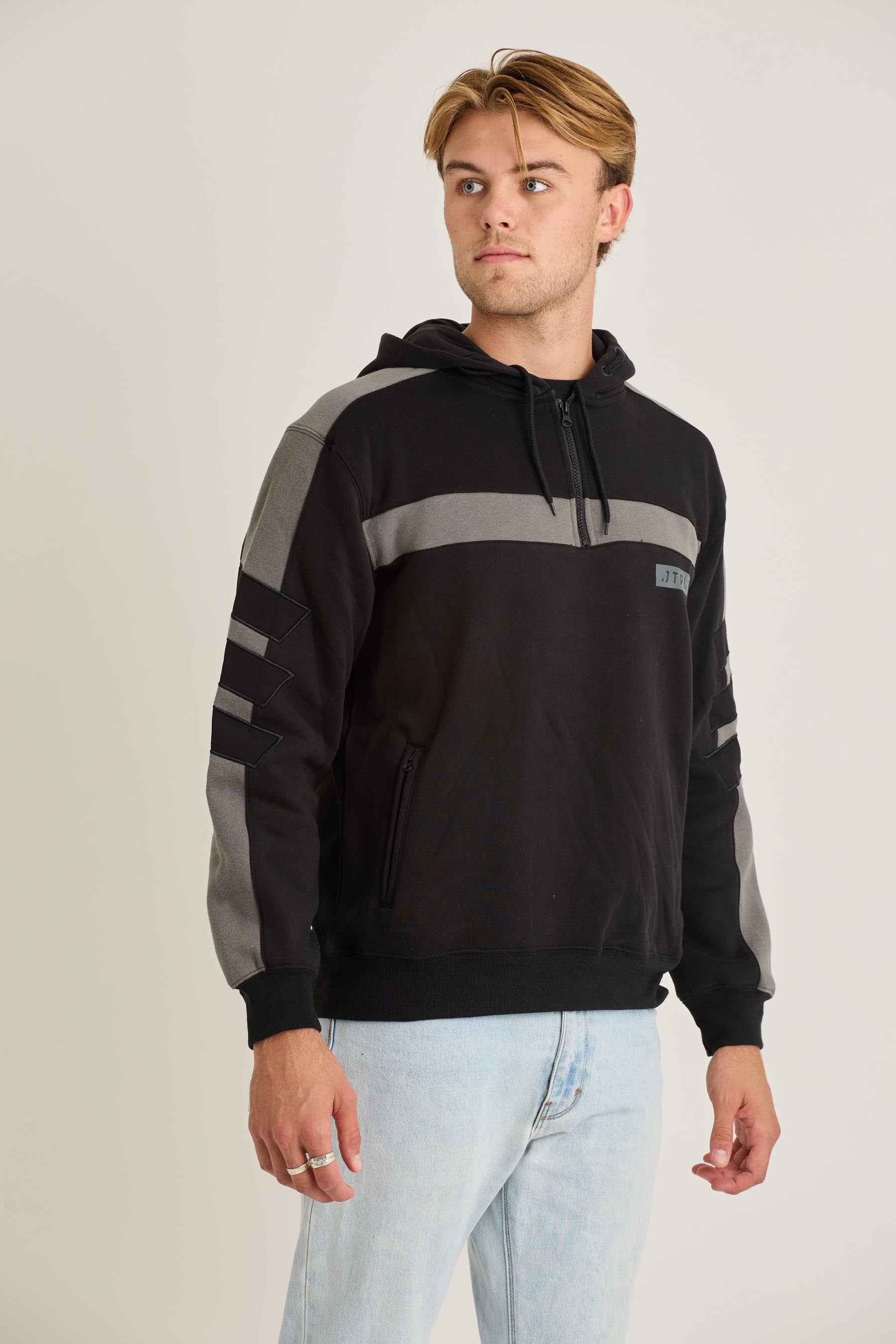 Jetpilot Align 1/4 Zip - Black 4 — view 04 (3)