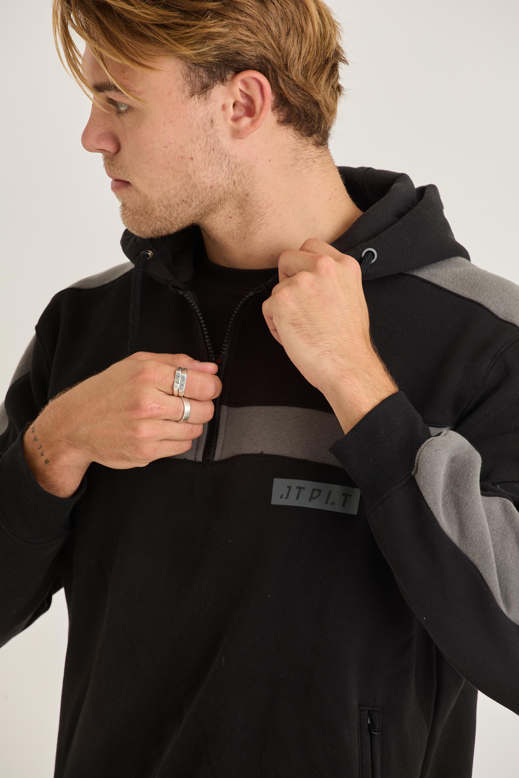Jetpilot Align 1/4 Zip - Black 6 — view 05 (3)