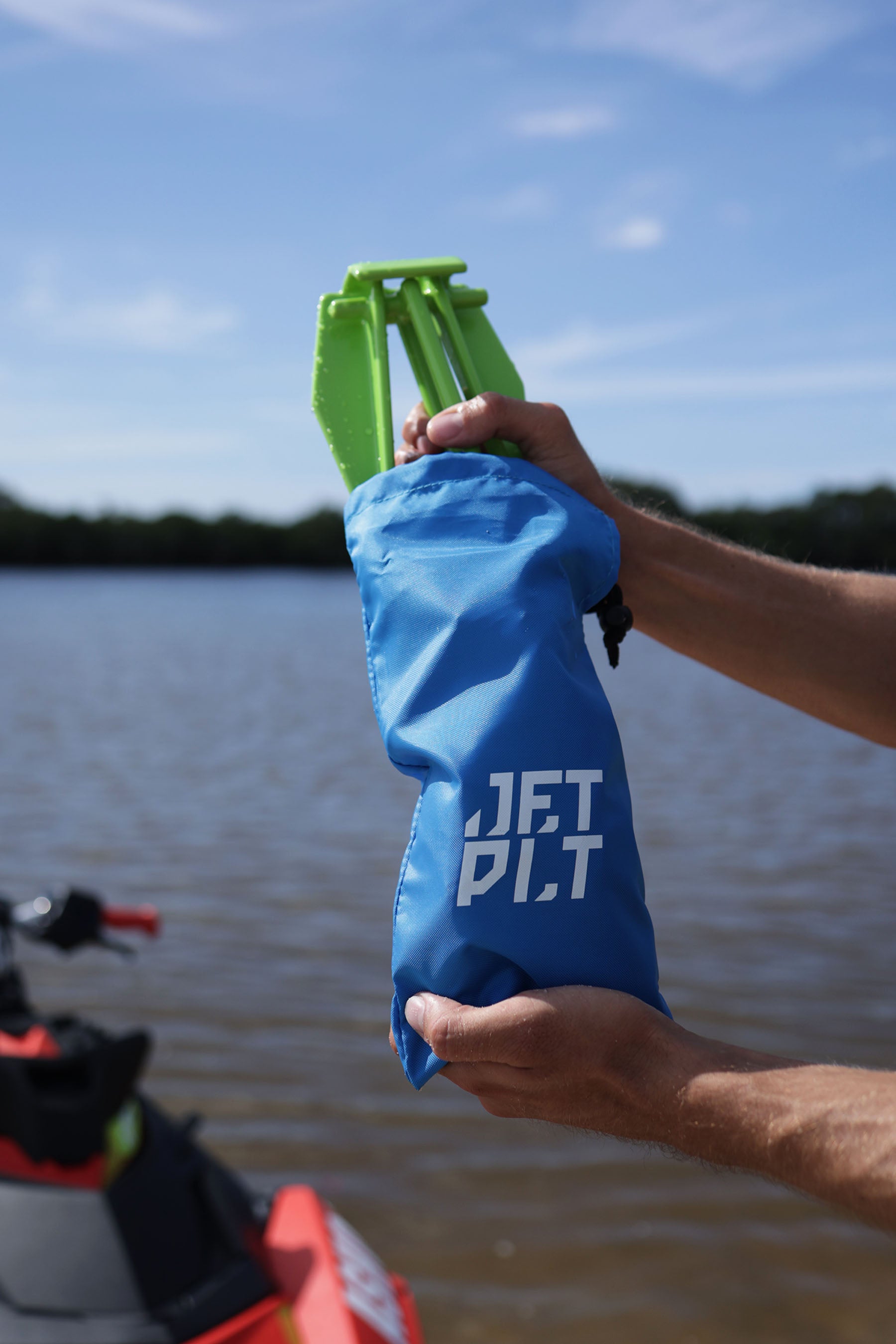 Jetpilot Lightweight Fluke Anchor - Blue/Lime 2