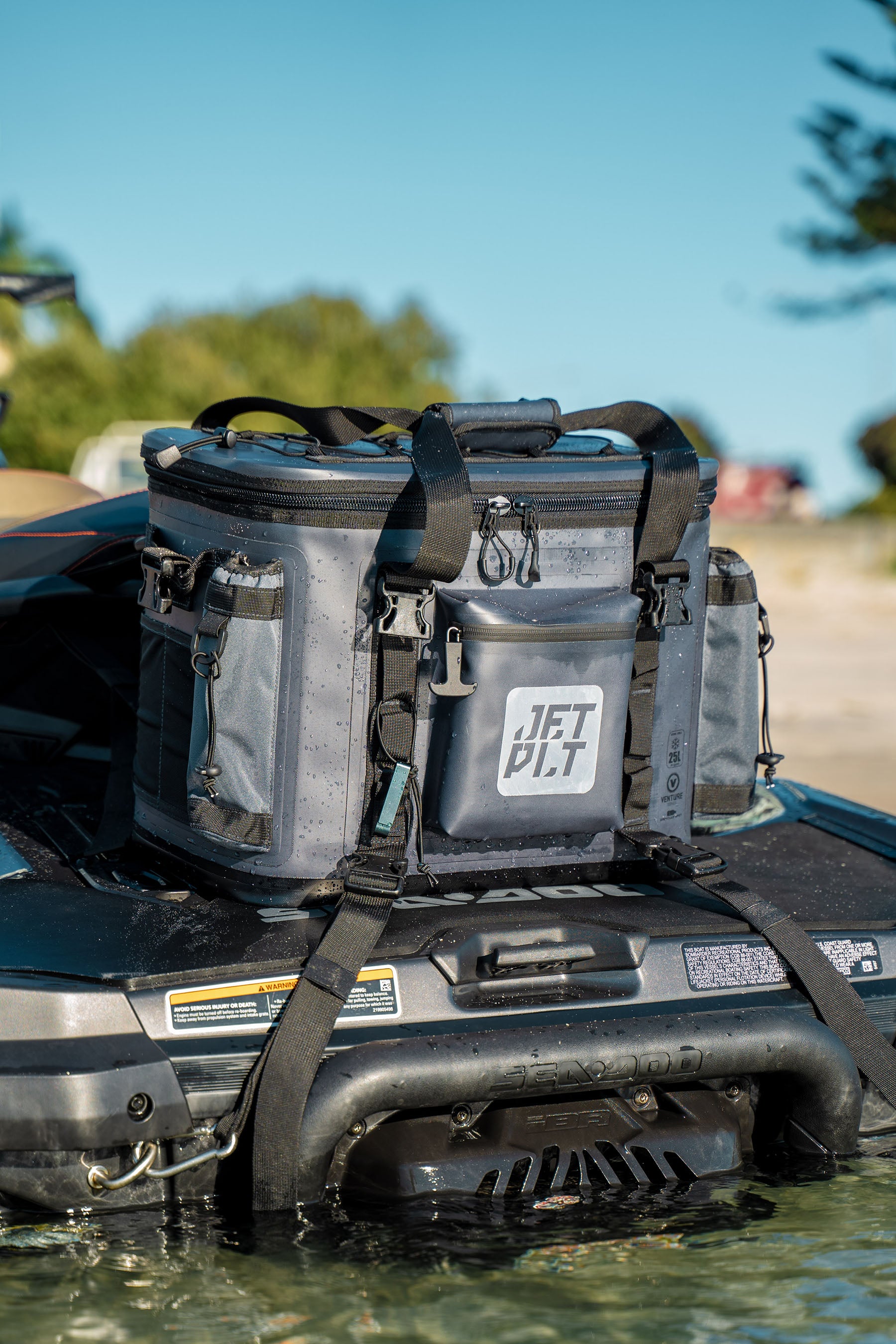 Jetpilot Venture Cooler - Charcoal