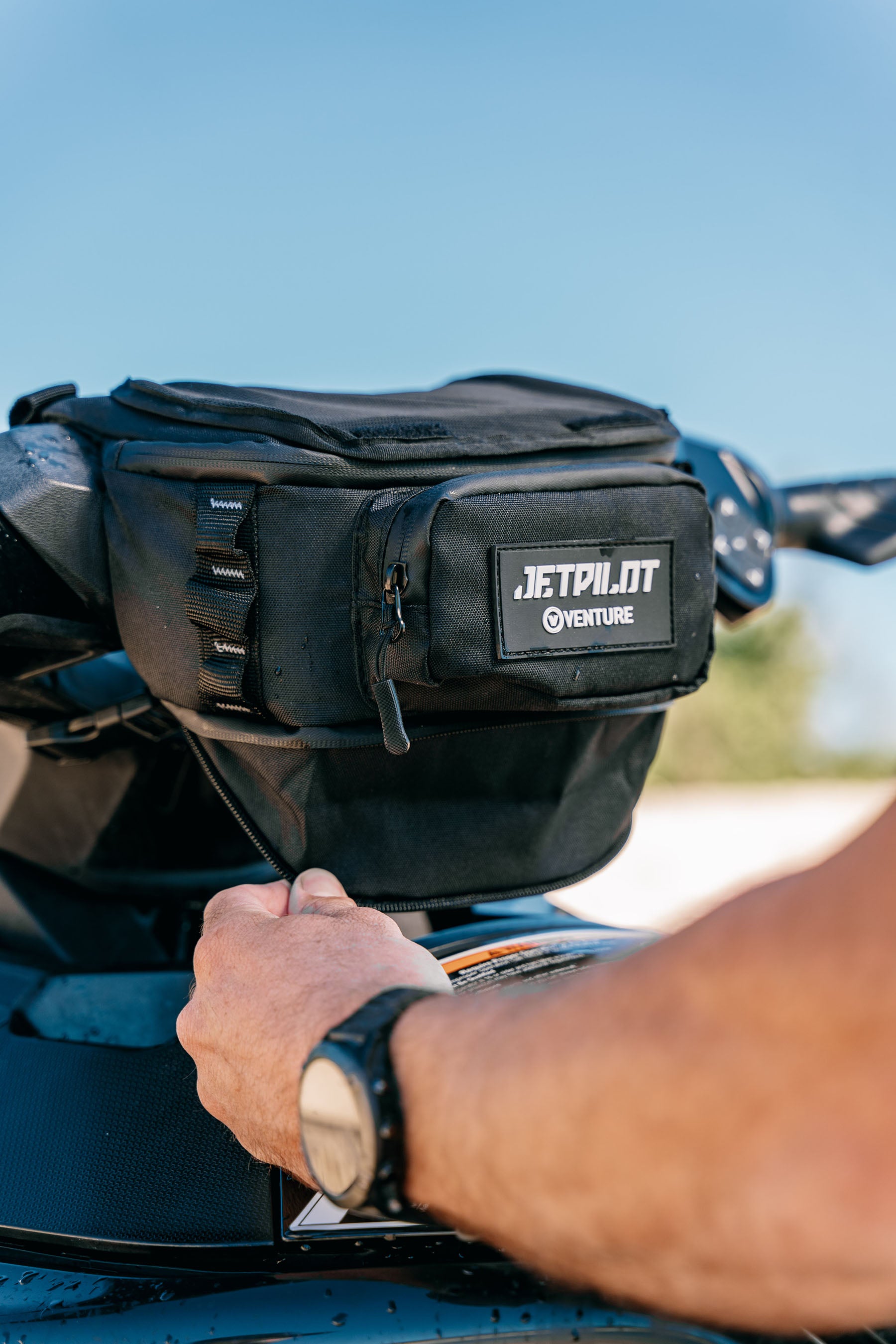 Jetpilot Venture Handle Bar Bag - Black