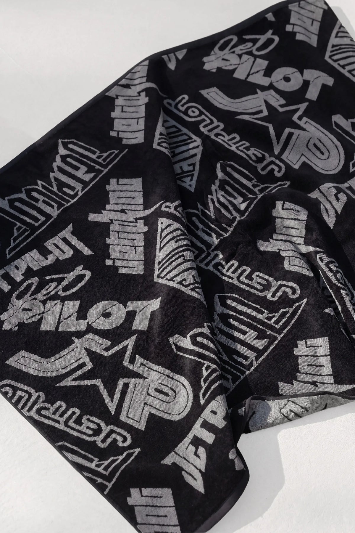 Jetpilot Logo Heritage Towel - Black