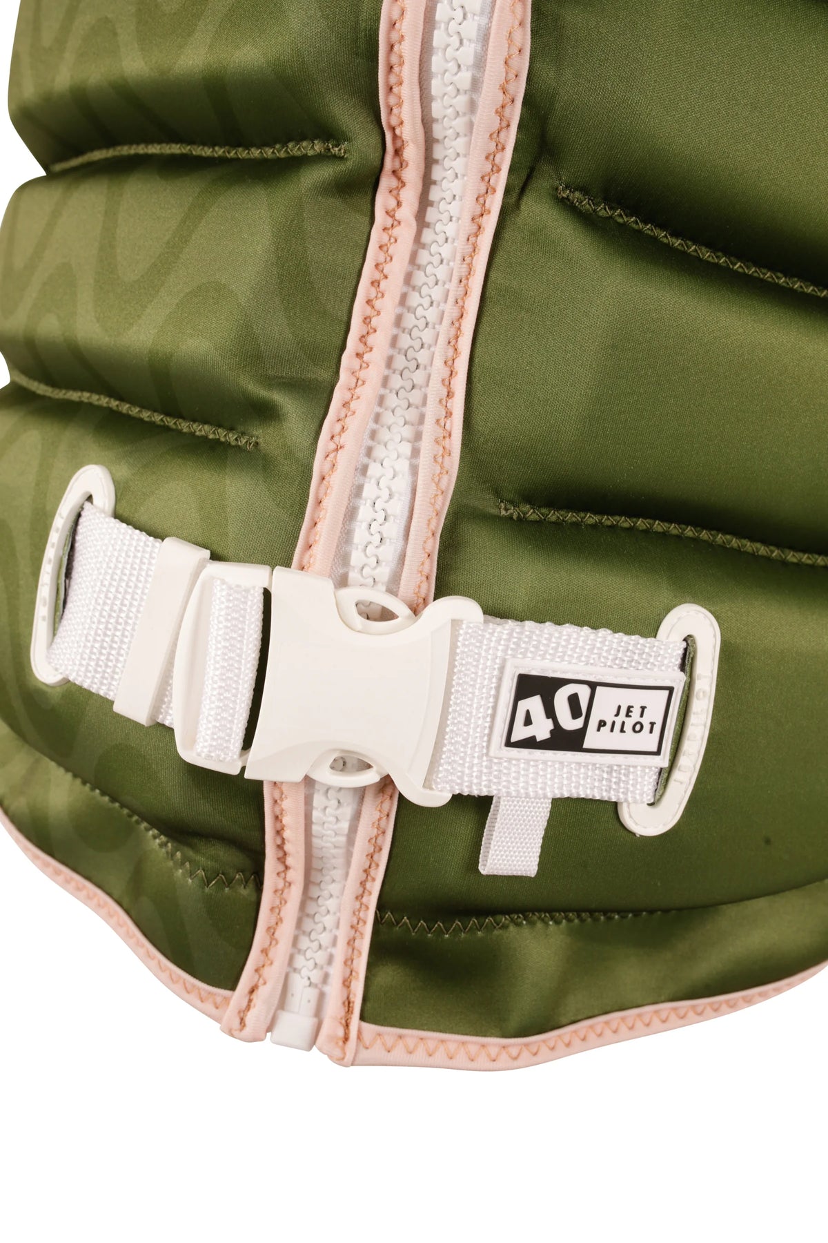 White waist buckle with the 40 tab and the peach-bound zip on the Olive Luna