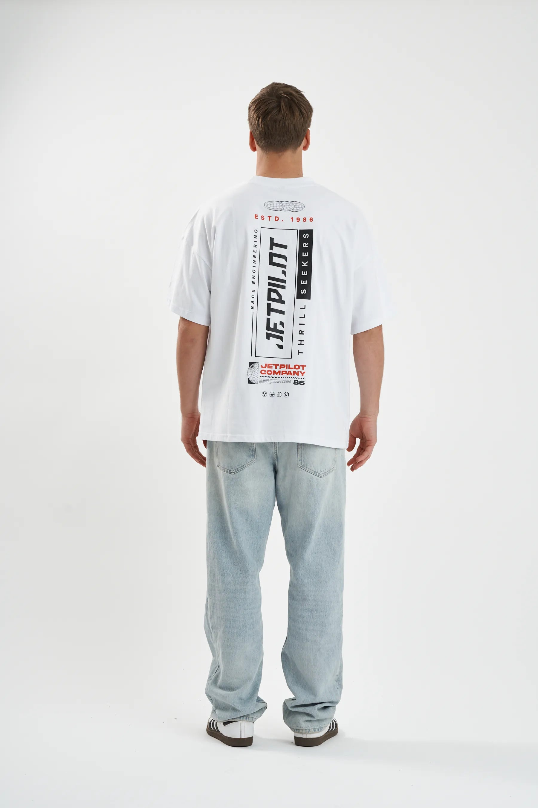 Jetpilot 86 Worldwide mens oversized graphic tee in White — view 5 of 12