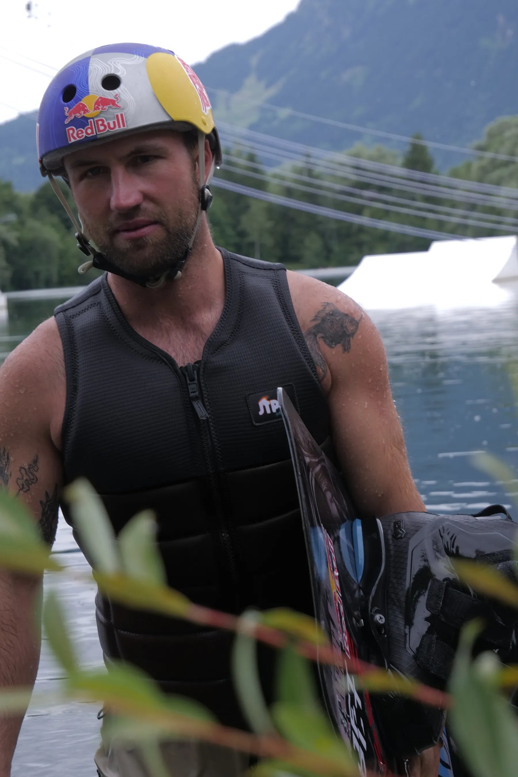 Jetpilot X1 Life Jacket - Felix Georgii Signature Series - Black