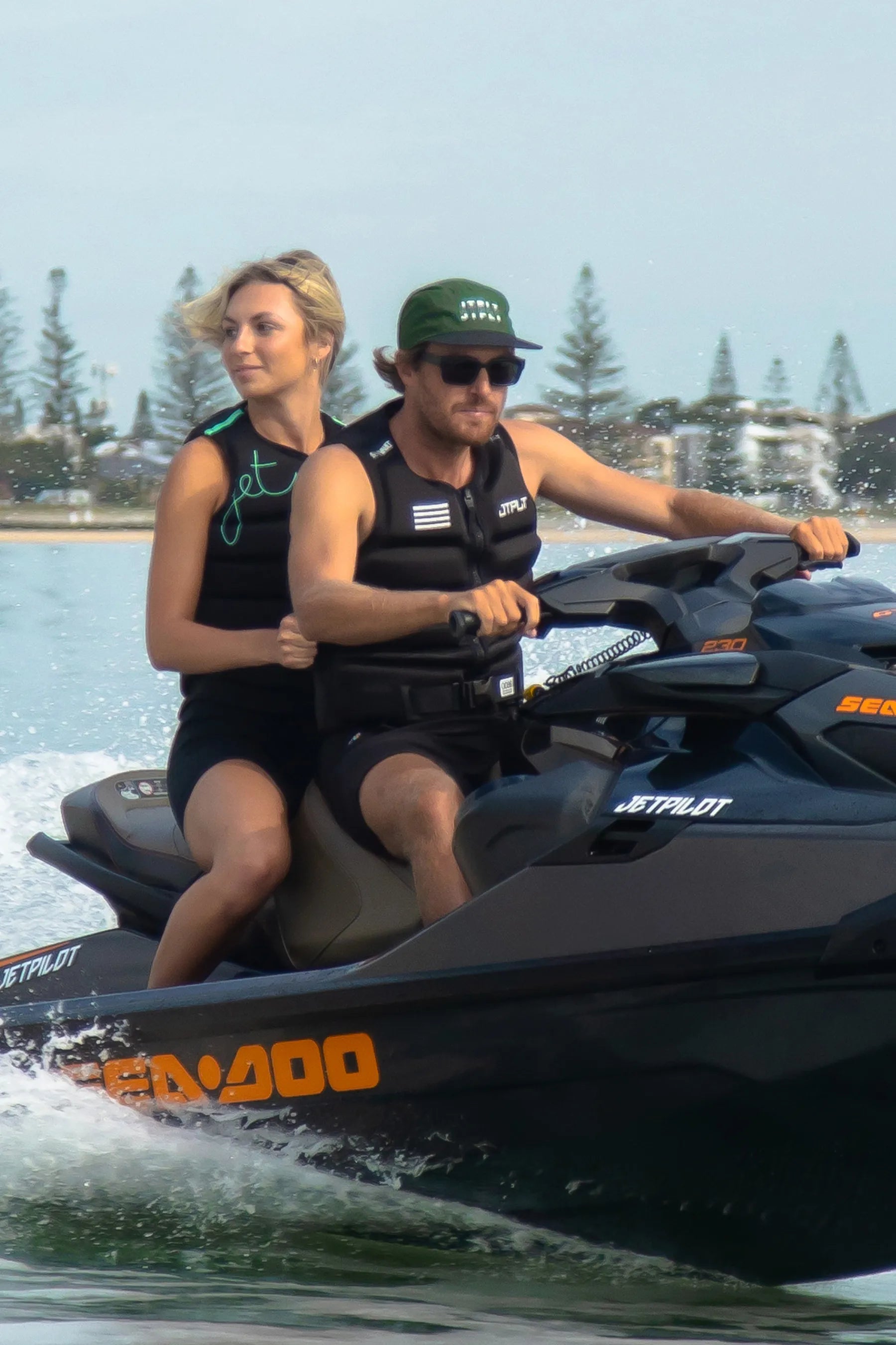 Jetpilot Vault Hyperflex Life Jacket - Black