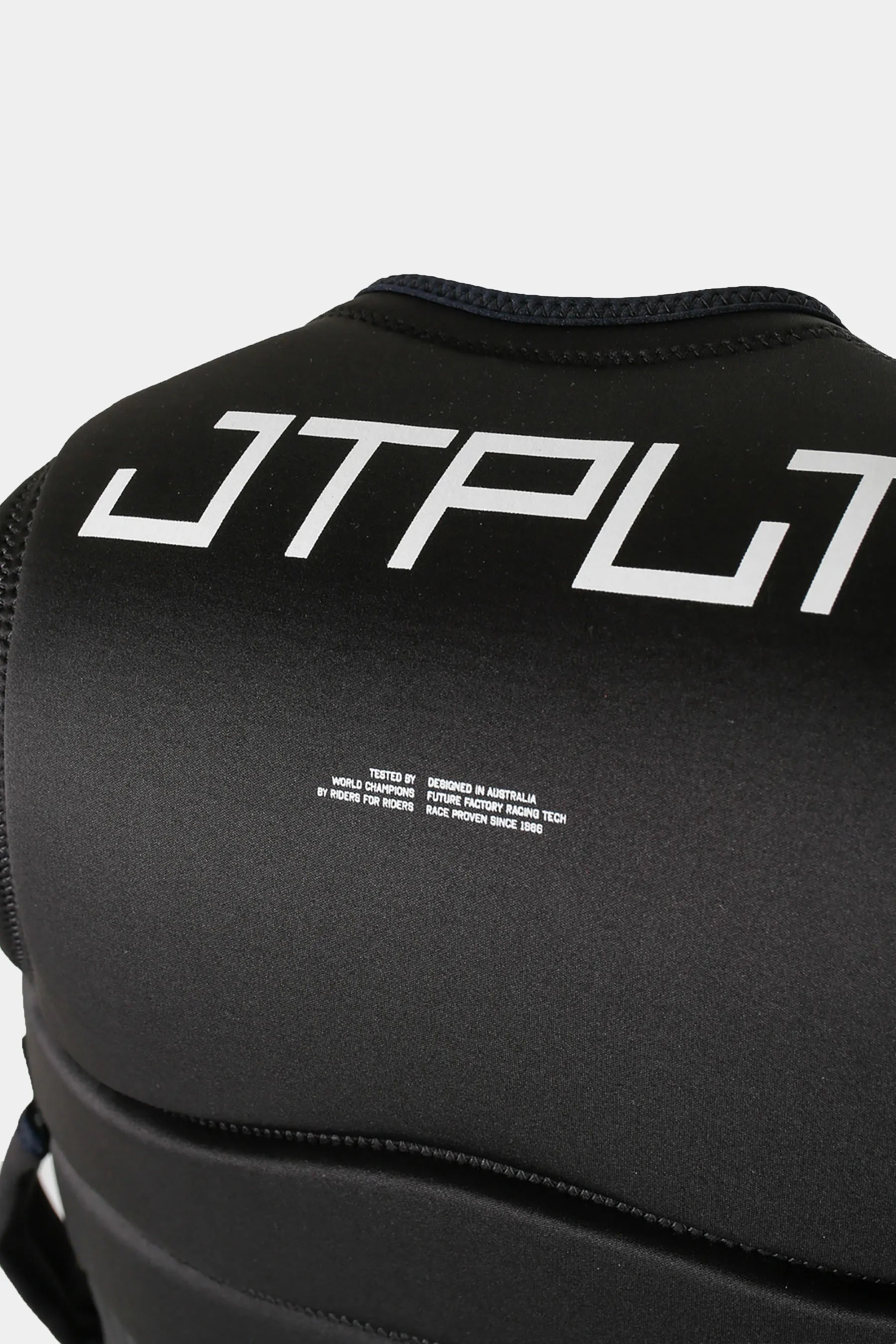 Jetpilot Vault Hyperflex Life Jacket (No Super Grip Handles) - Black