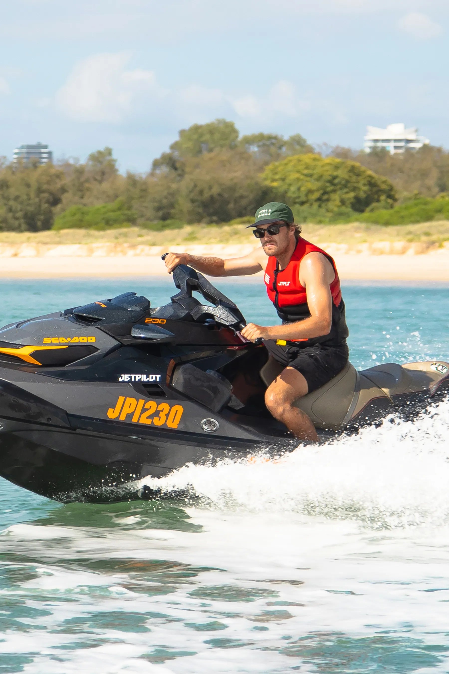 Jetpilot Vault Hyperflex Life Jacket - Red L50/Black