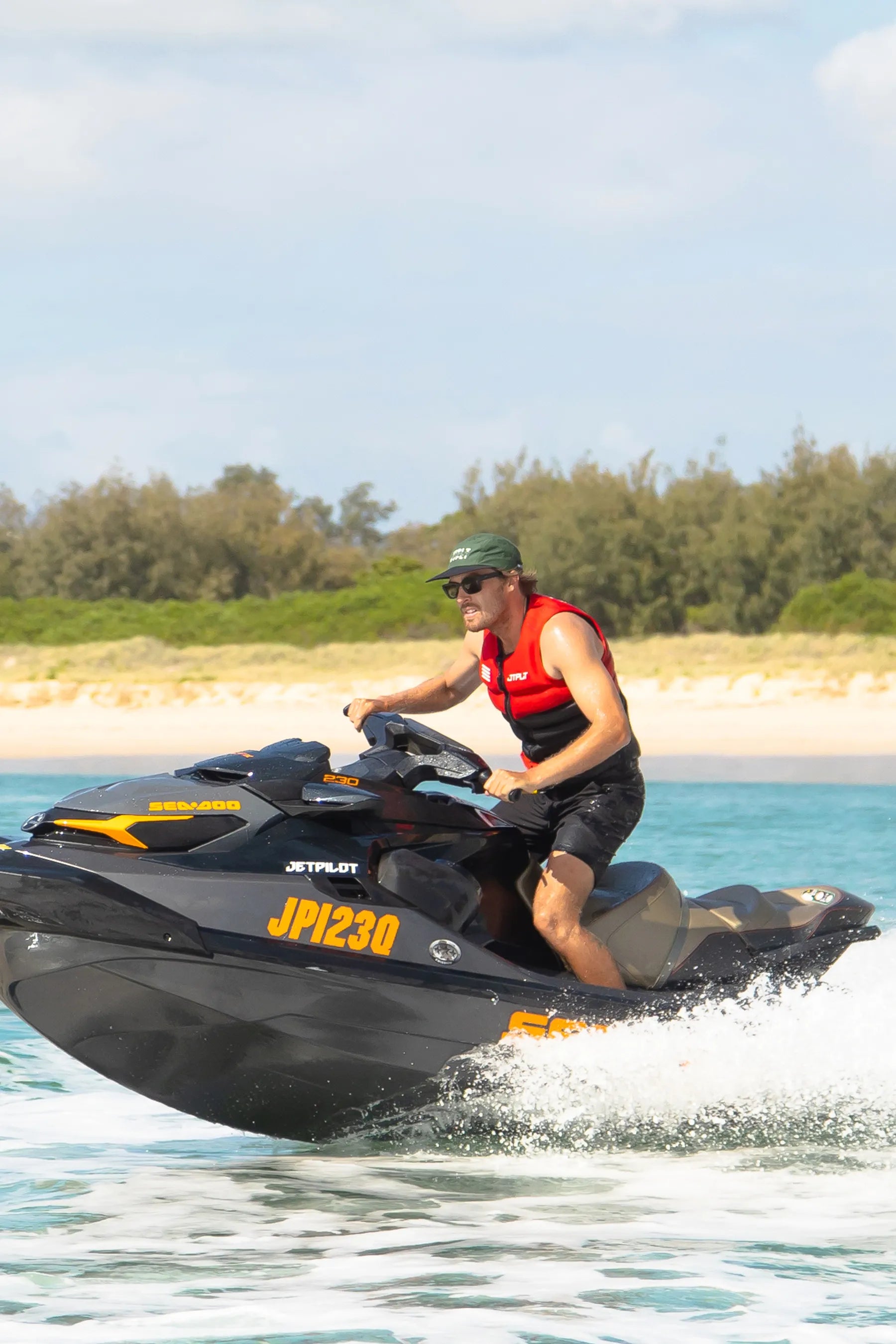 Jetpilot Vault Hyperflex Life Jacket - Red L50/Black